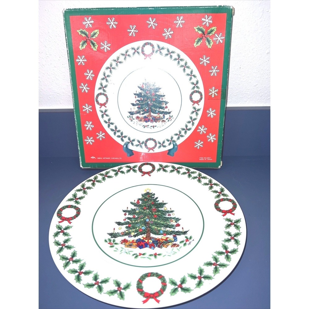 Vintage Artmark Chicago‎ LTD Christmas Tree  Plate Made Japan 1986 W/ Box